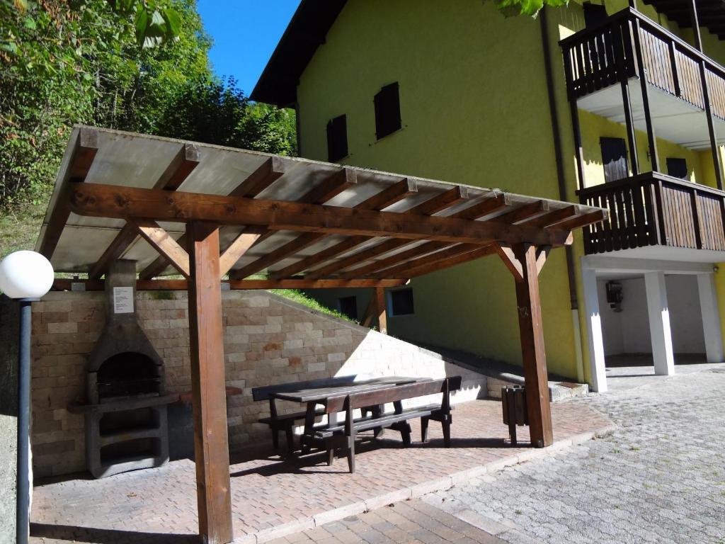 Residence Ai Tovi Bezzecca Kültér fotó
